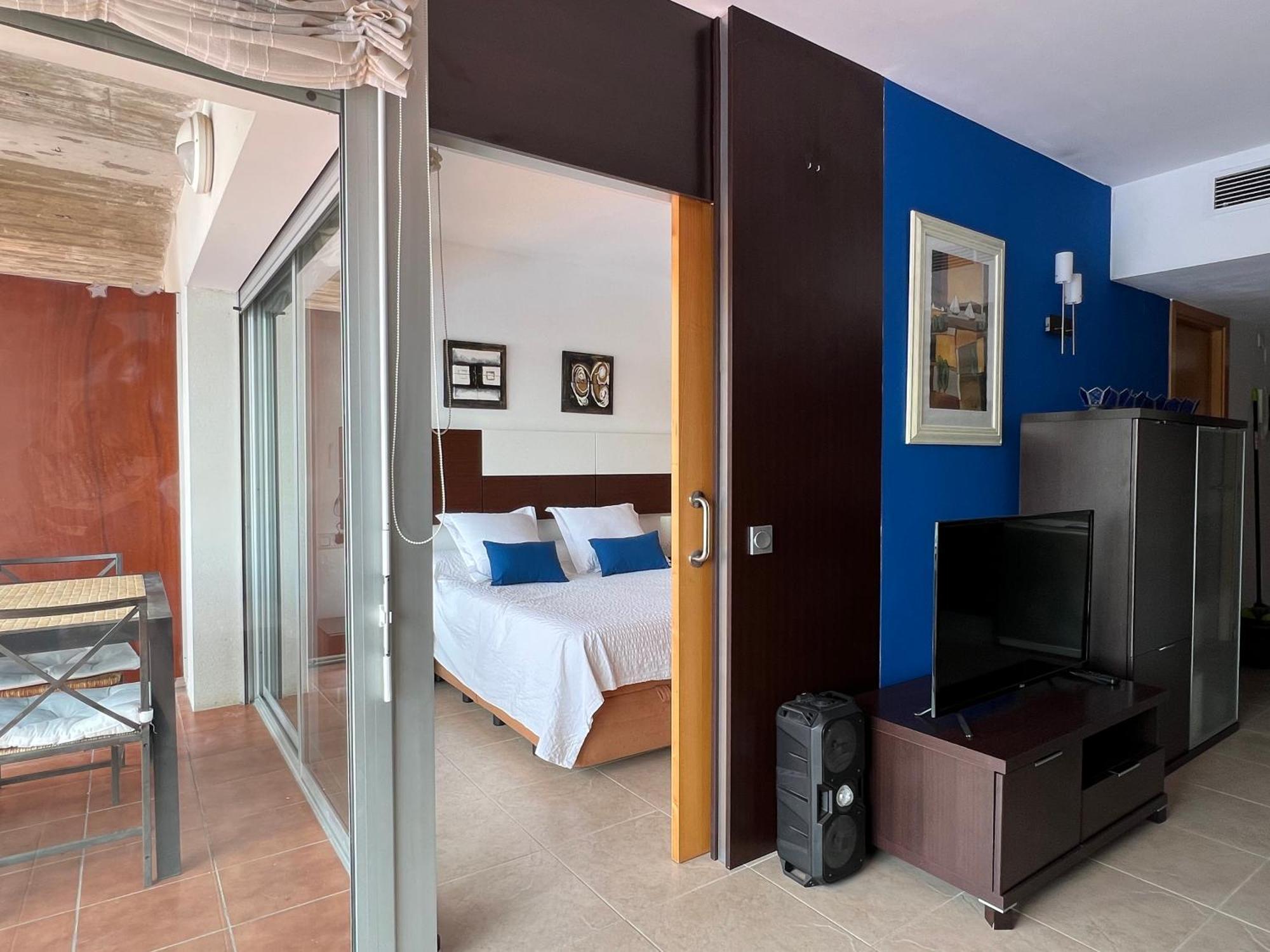 Blau Apartamento Frente A Los Canales Y Las Puestas De Sol De Росес Екстериор снимка